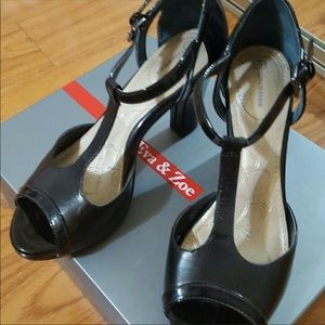 💕💚💕EUC Black high heels